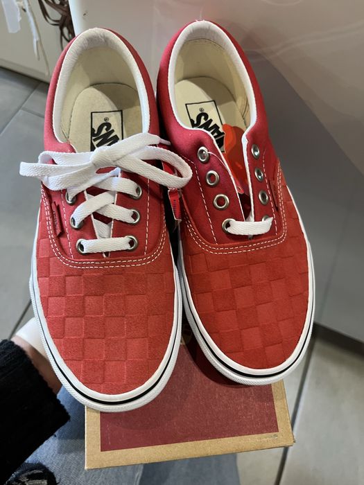 Оригинални кецове на Vans