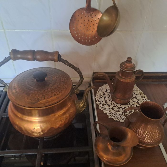 Медная старинная посуда рустика