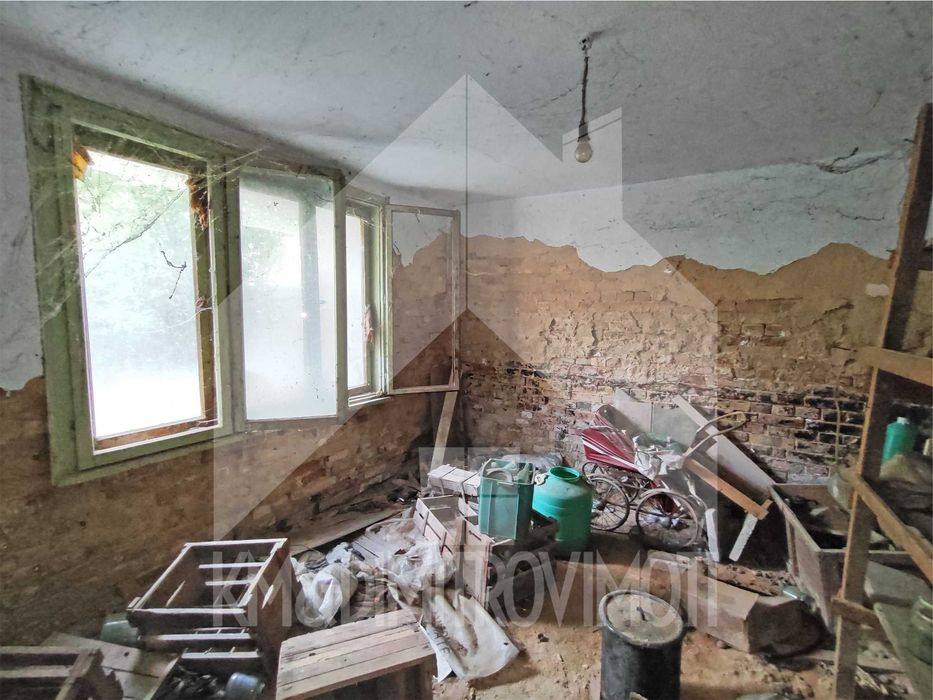 Продава се Етаж от къща в Нови пазар - 82 кв.м за 448 €/кв.м - Снимка #10