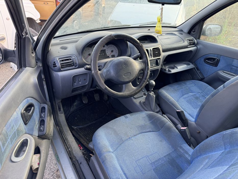 Renault Clio 1.2i 58hp 1999г На Части