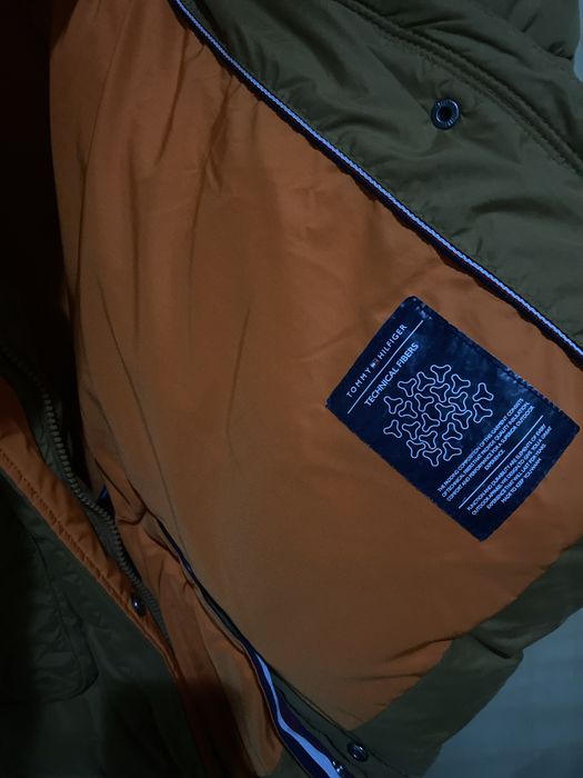 Tommy Hilfiger оригинално зимно яке