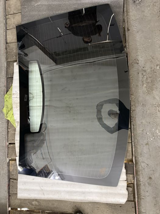 Заднее стекло byd chazor оригинал