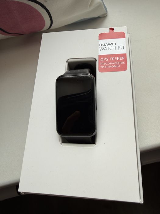 Часы HUAWEI watch fit