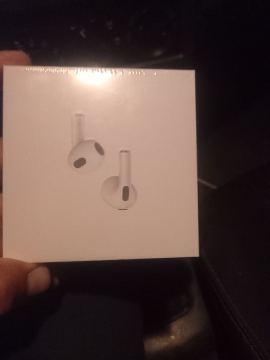 Айфон наушник сатылады