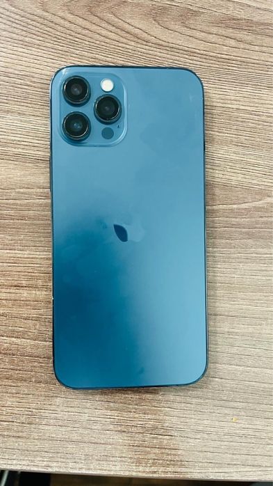 продам или обмен 12 про мах