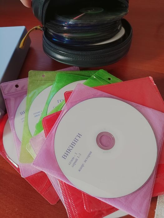 Продам DVD Sony  работает на ура