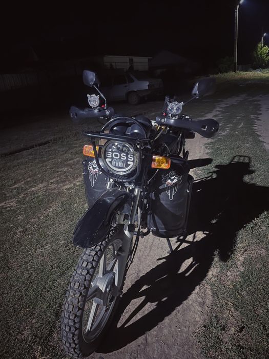 Продам срочно мотоцикл YAQI 200куб