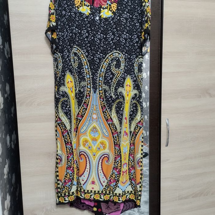 Продам женскую одежду