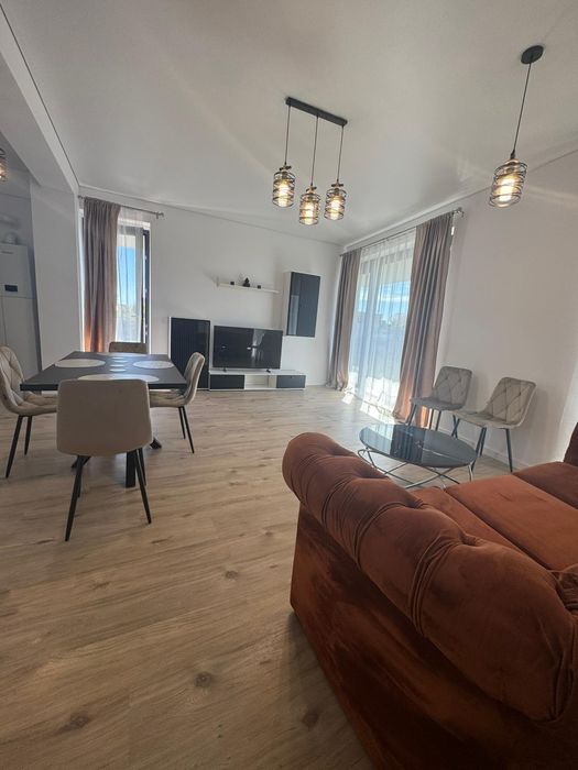 Apartament de închiriat cu 2 camere