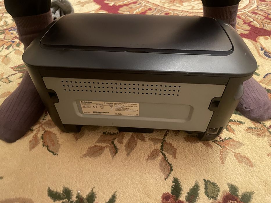 Продам принтер lbp6000b