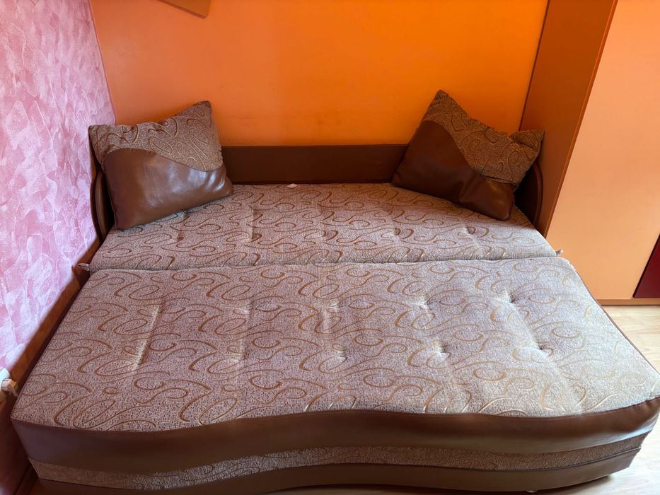 Vand canapea extensibila