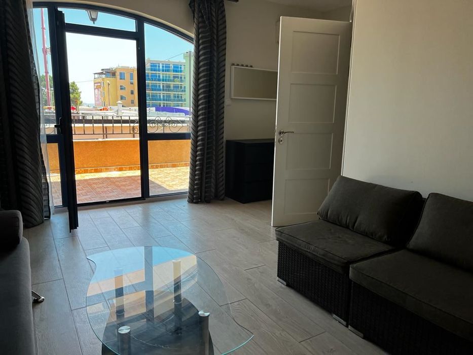 Продава се Четиристаен апартамент в к.к. Слънчев бряг - 150 кв.м за 600 €/кв.м - Снимка #8