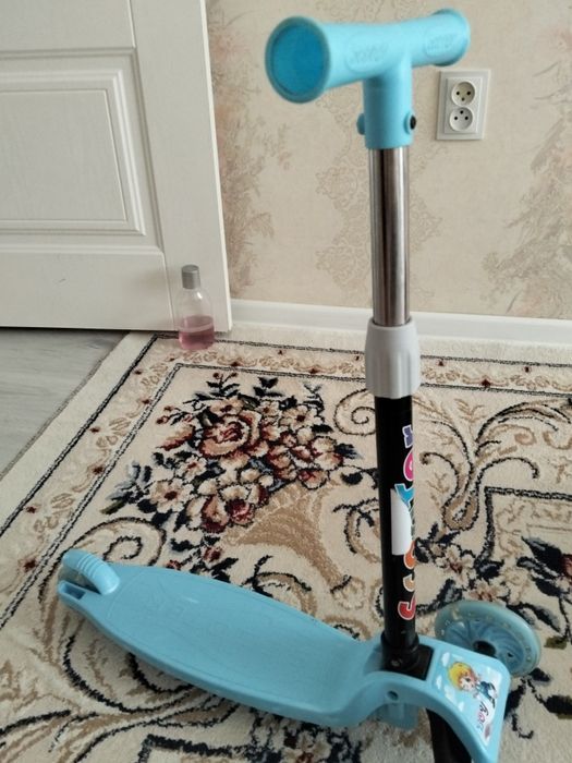 Продаются самокат очень хорошем состоянии