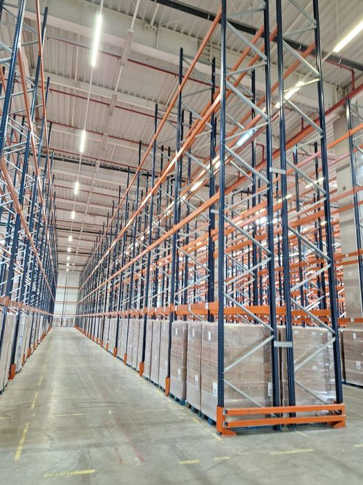 Rafturi metalice industriale reglabile 
Avem orice dimensiuni livram i