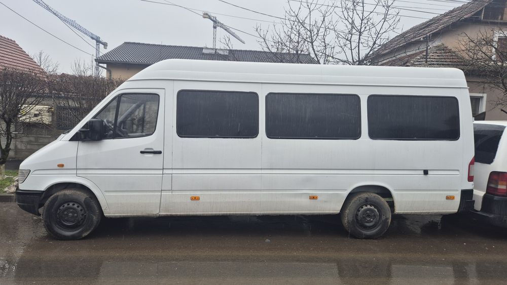 Mercedes sprinter 8+1 locuri