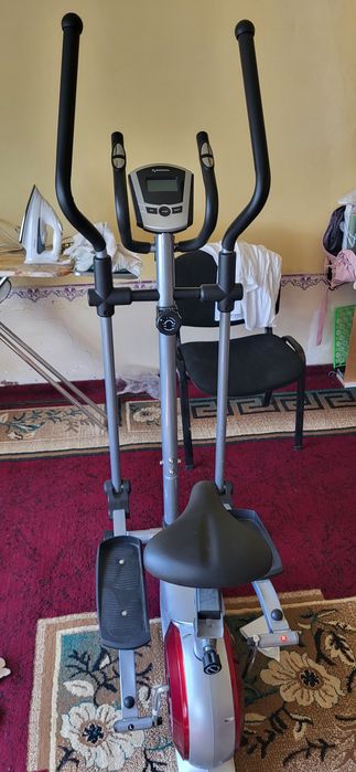 Вело тренажер новый