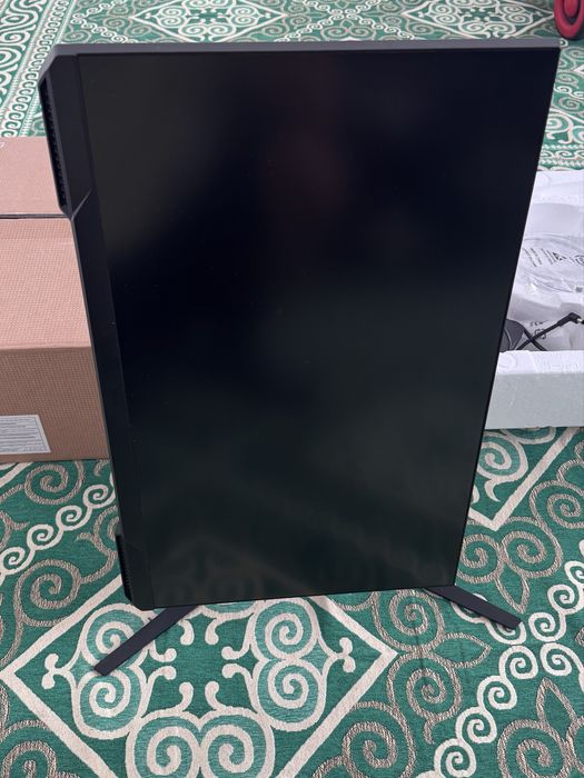 Монитор SAMSUNG 24-дюймов