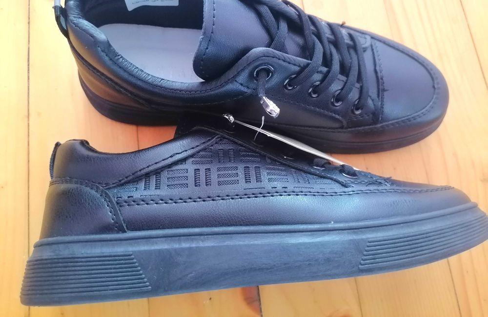 Кожени дамски обувки