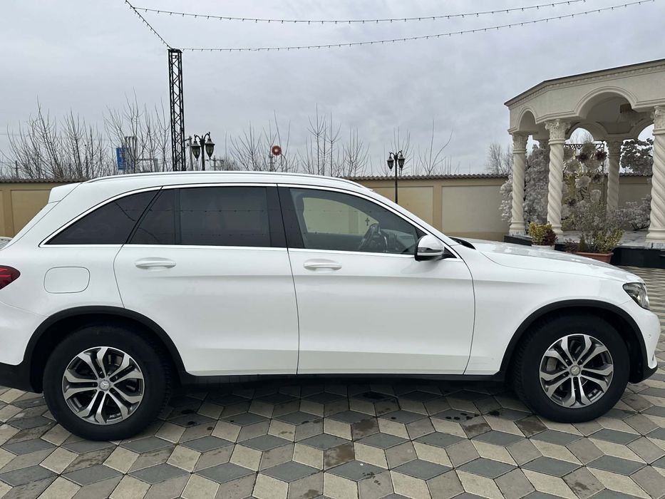 Se vinde mercedes glc 220 4 matic