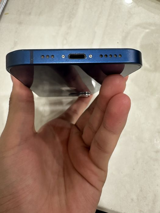 Iphone 12 в хорошом сост