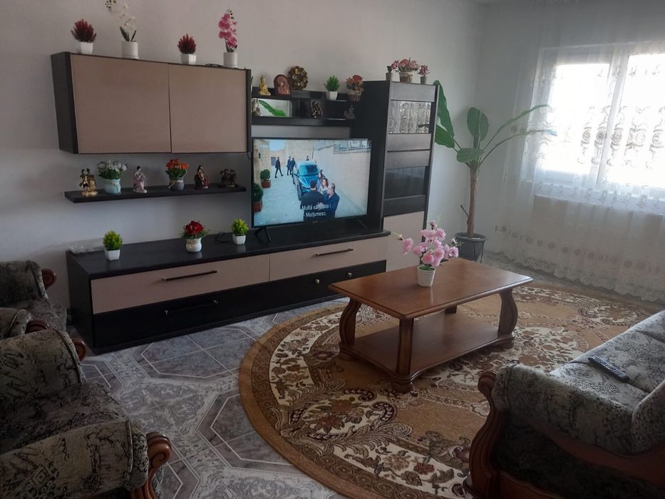 Inchiriere apartament 2 camere in CFR