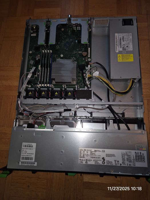 Lenovo ThinkServer RD650 и Fujitsu PRIMERGY RX1330 M3 гр. София Център ...