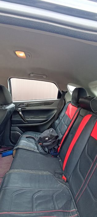 Продам кроссовер JAC S5
