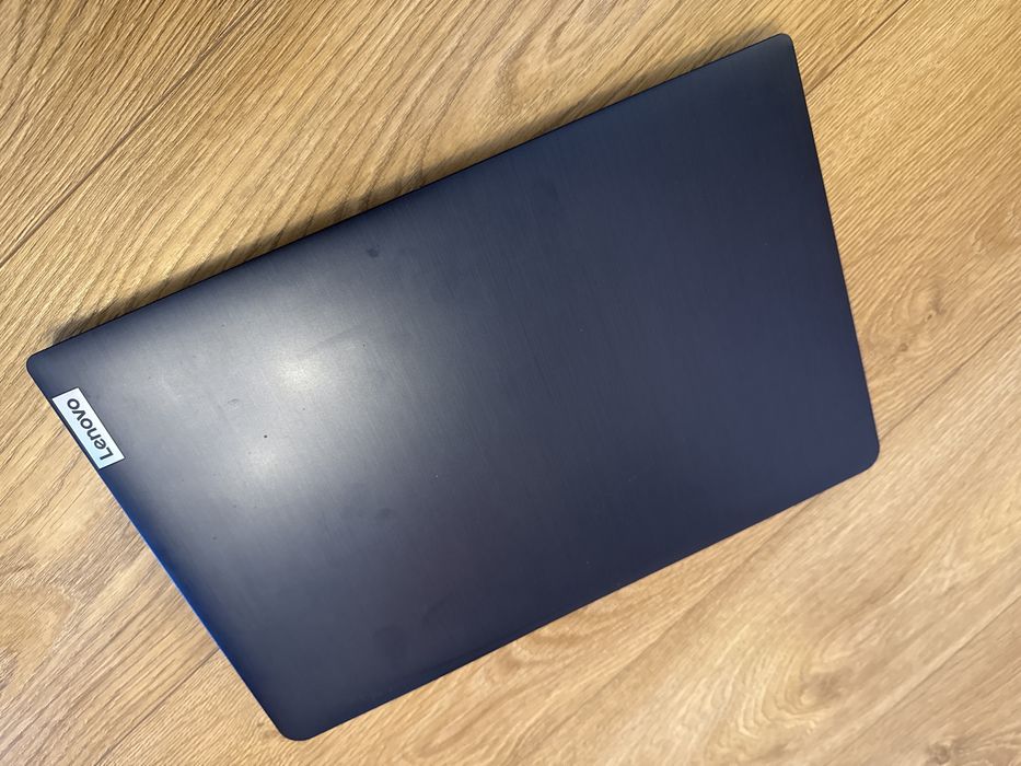 Laptop LENOVO IdeaPad 3