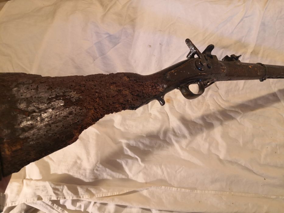 Стара пушка, старинни пушки, реставрирам, изкупувам, револвери, острие