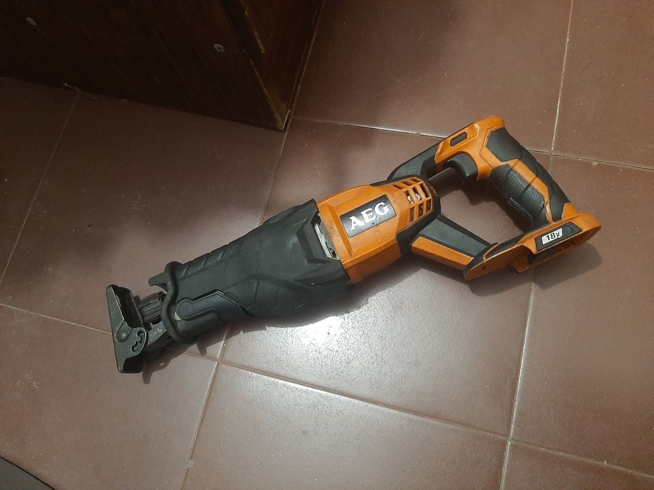 Акумулаторни машини АЕГ 18v