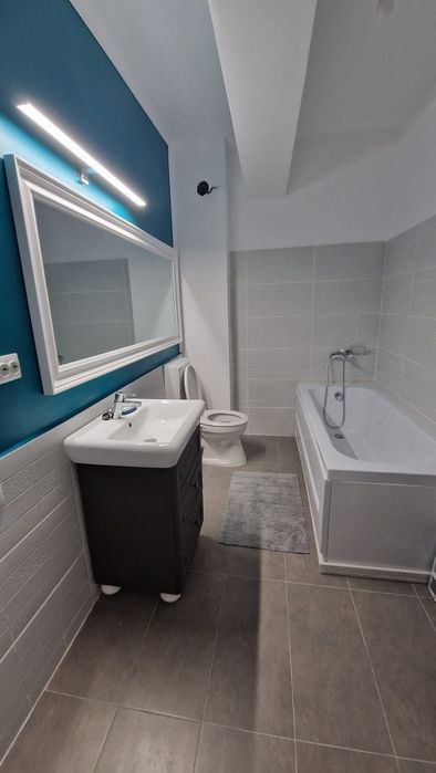 Pf.inchiriez apartament