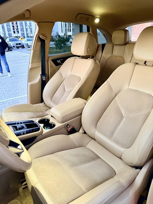 Porsche Macan S 3.0 diesel alb perlat model deosebit