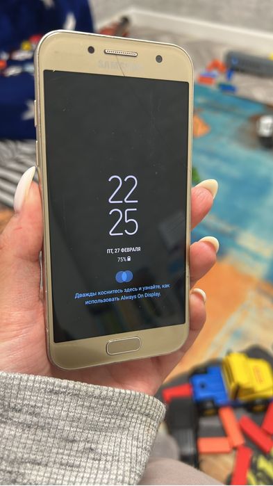 Продам телефоны samsung