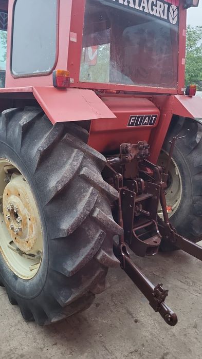 Vând tractor Fiat
