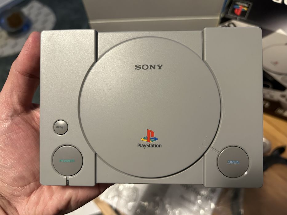 Playstation Classic - Original, complet, 2 controllere, cablu HDMI