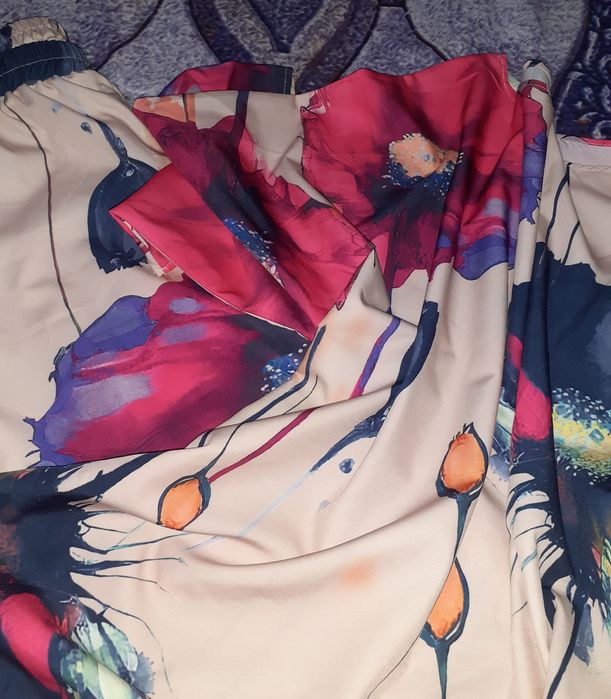 Дамски сатениран комплект