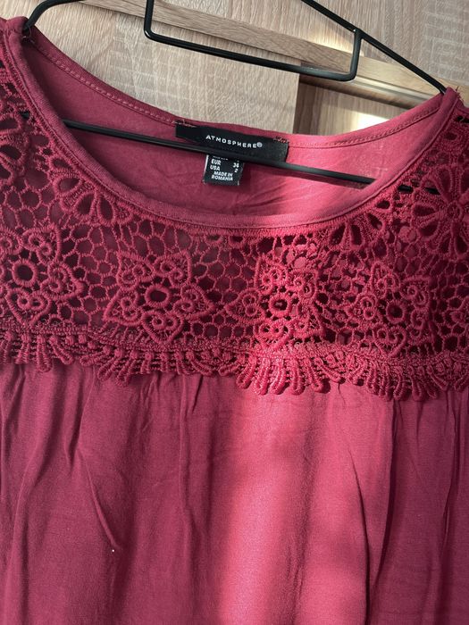Top Atmosphere bordo cu dantelă