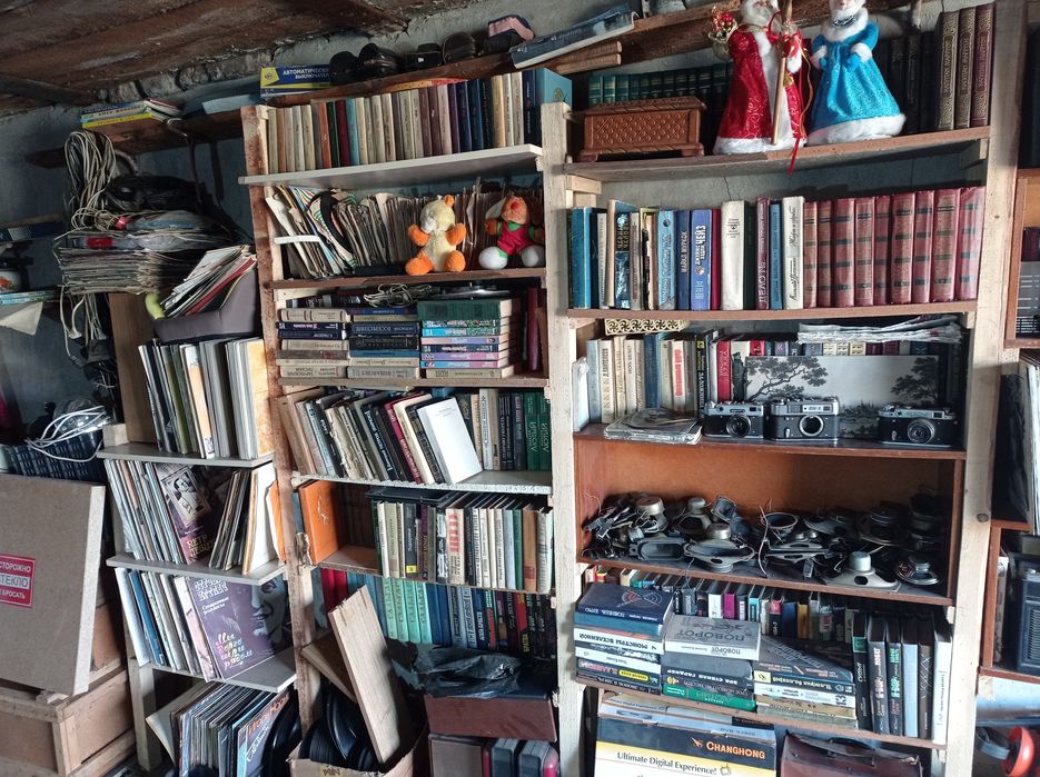 Продам старые вещи