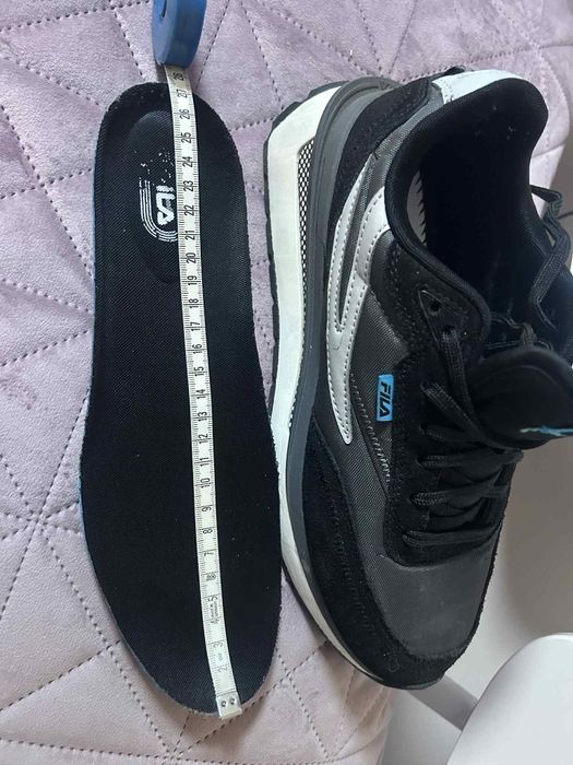 Маратонки Filla номер 41.