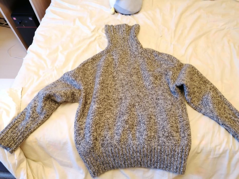 Pulover zara marime M dama gri zara