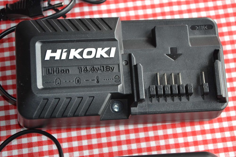 Нови зарядни устройства Hitachi-Hikoki за 12V и 18V