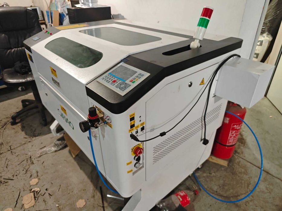 лазер CO2 – 100W , 700х500 мм.