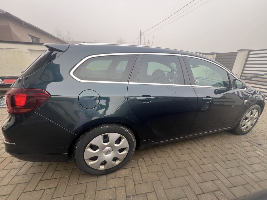 Opel Astra J facelift