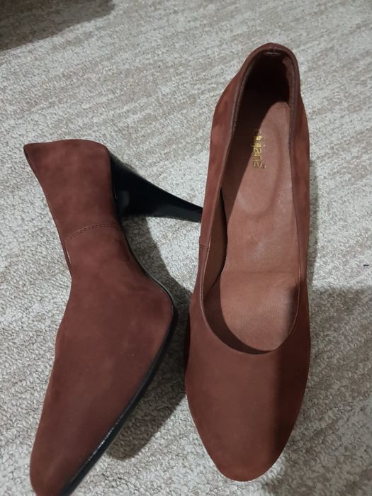 Pantofi maro de piele