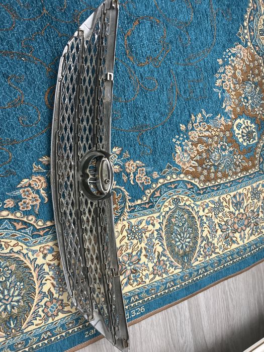 Решетка радиатора для камри 30