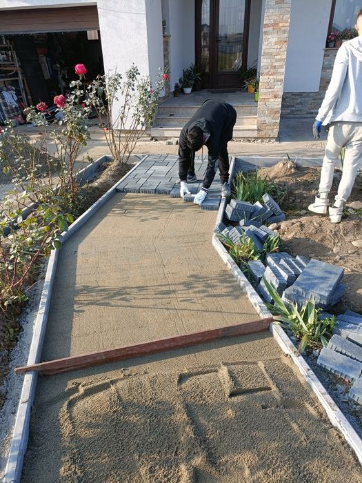 Executam lucrari construcții