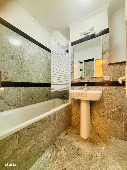 Apartament 3 camere de inchiriat zona Ultracentrala