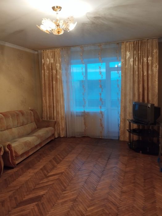 Трёхкомнатная квартира сдам