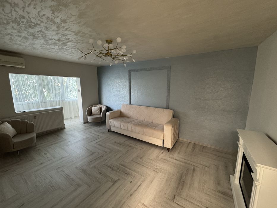 Apartament 4 camere - de inchiriat pe zi/luna - Bucovinei parcare