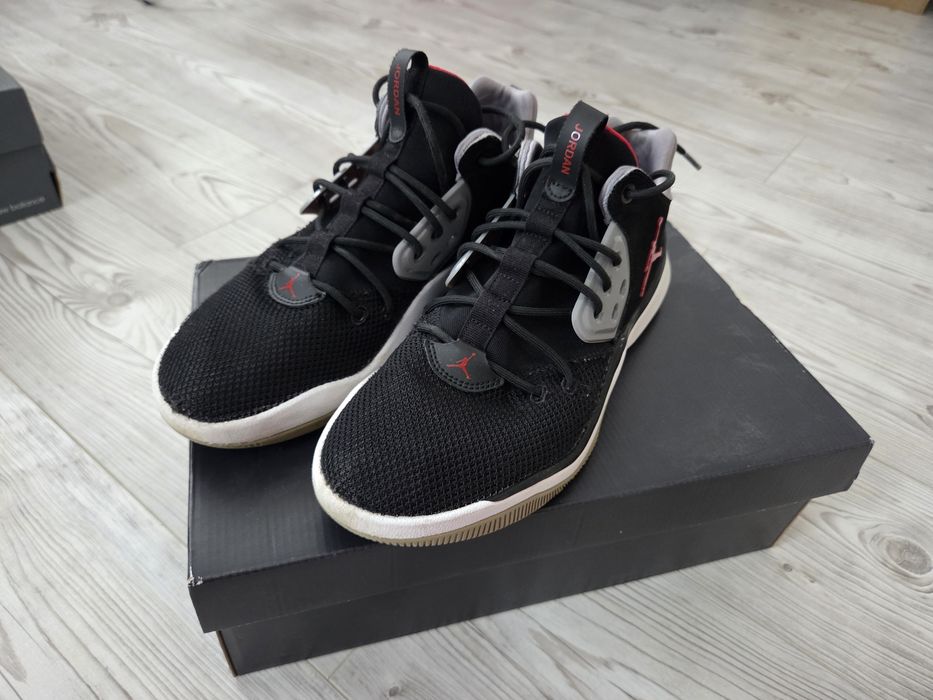 Обувки Converse/Vans/Jordan/Boss